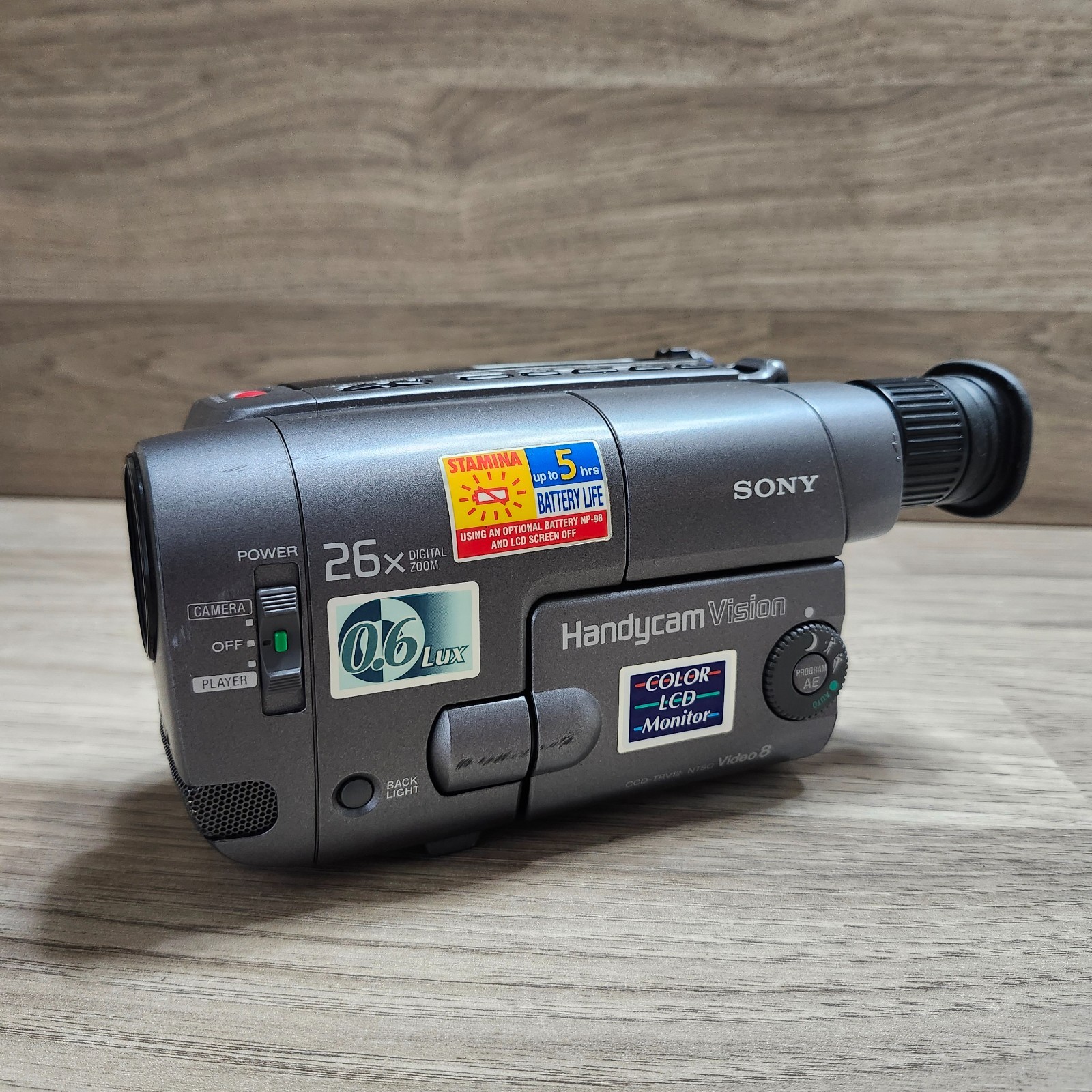 Sony Handycam Vision Video Camera Recorder CCD—TRV12 READ