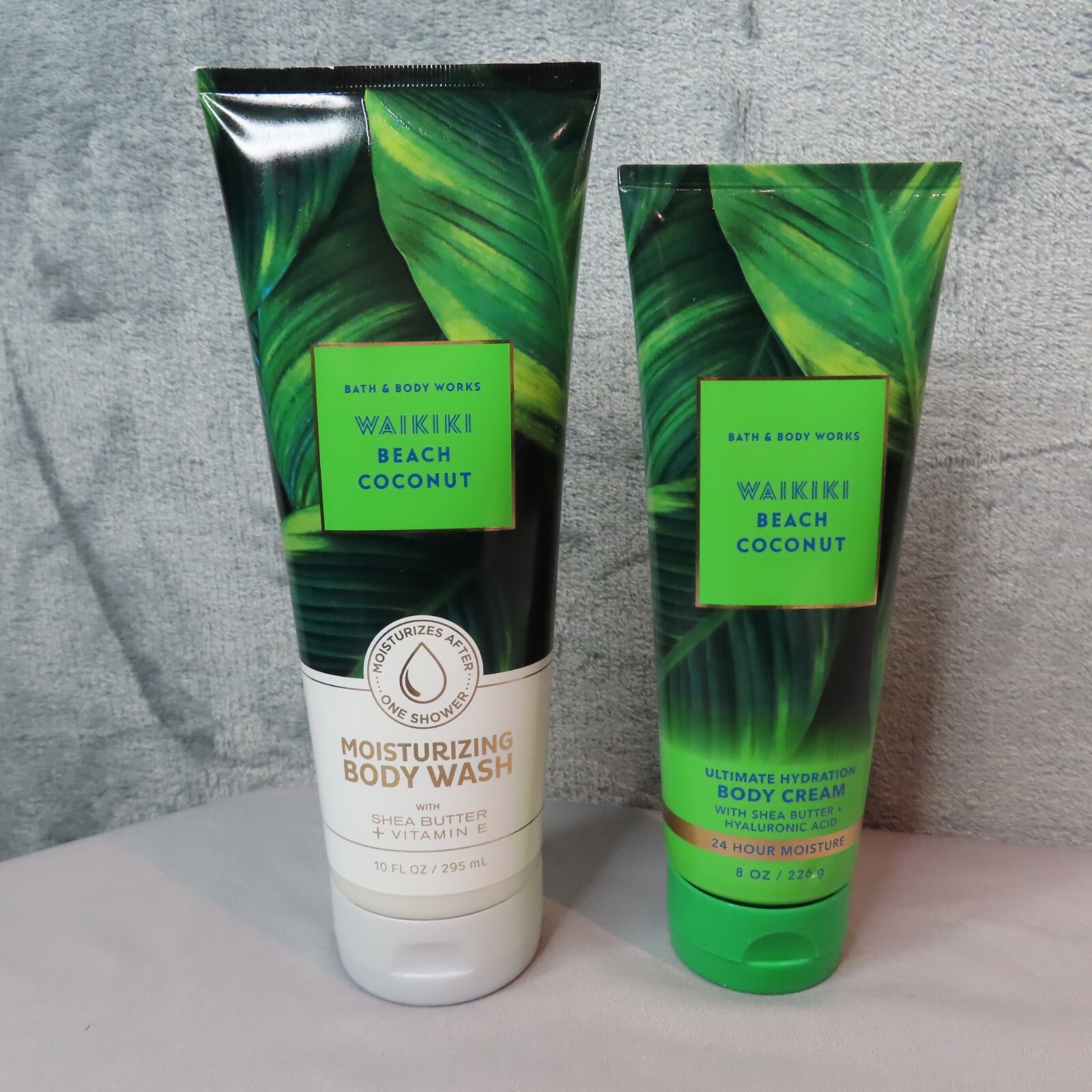 Bath Body Works WAIKIKI BEACH COCONUT Set 2pc Moisturizing
