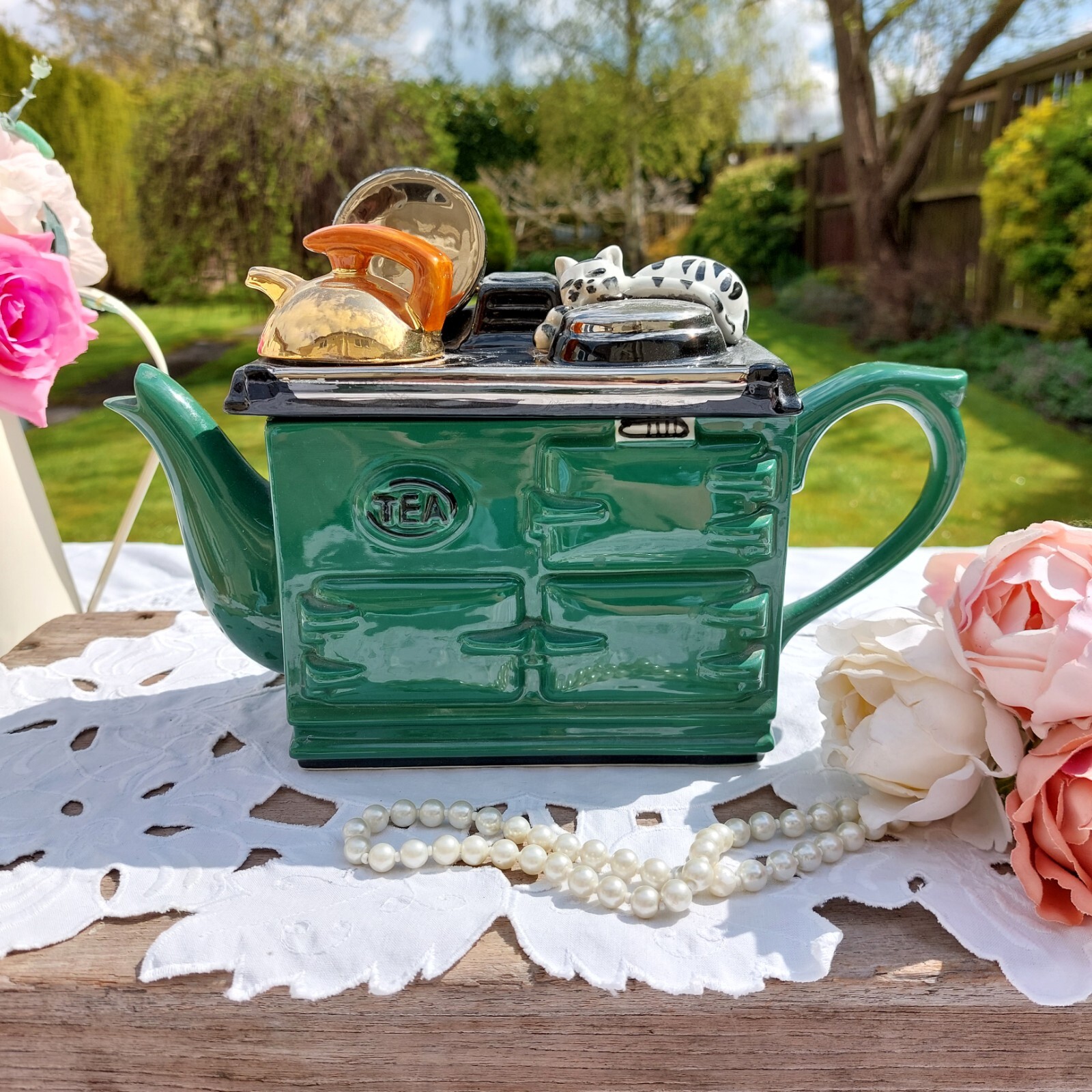 AGA Novelty Teapot Swineside 1992 Green with CatのeBay公認海外通販｜セカイモン