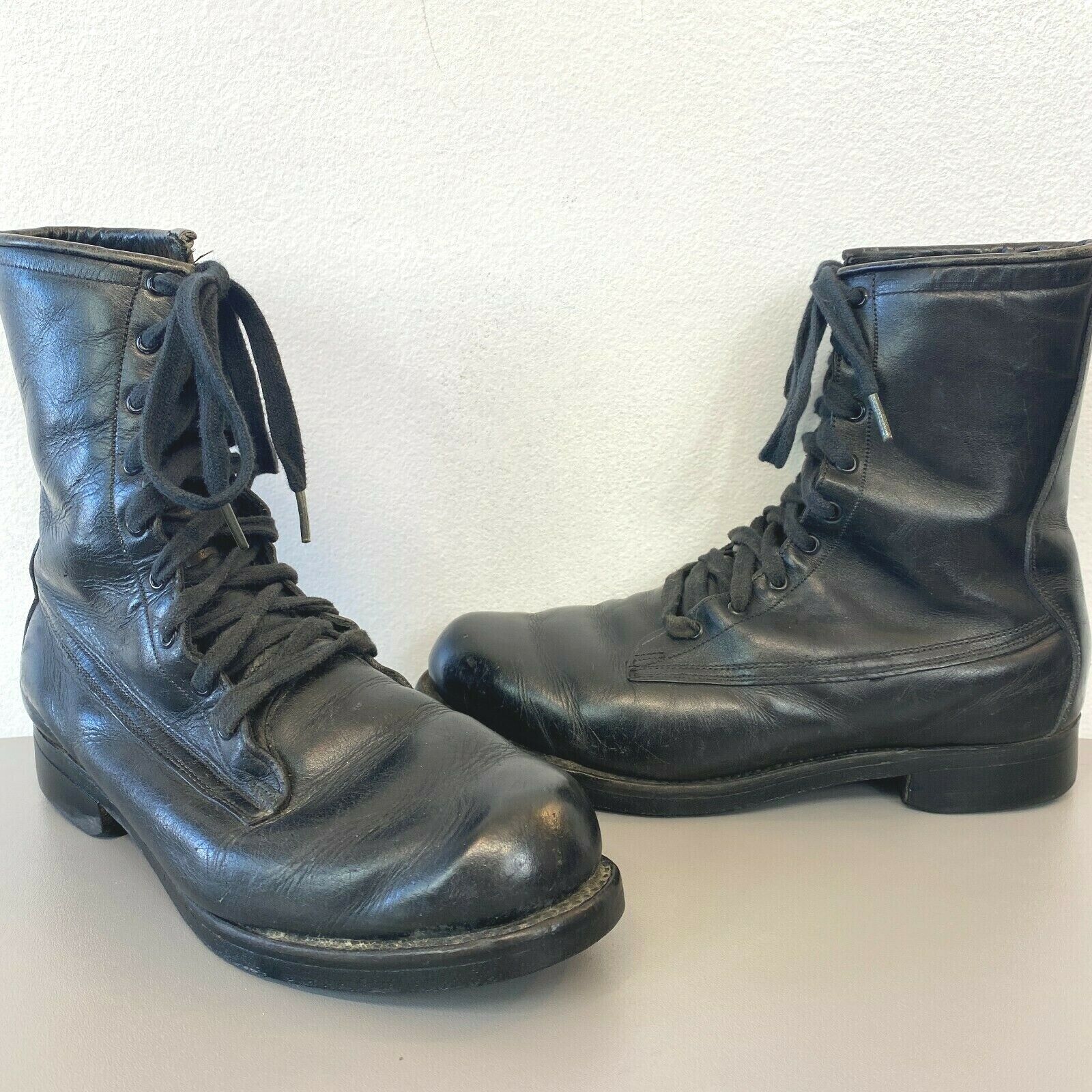 US Military Combat Boots size 8 EEE Addison Shoe Co 1971 Vietnam era D2