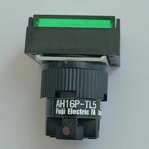 横田基地　FUJI CONTROL パッチ 横田基地 FUJI CONTROL パッチ - メルカリ