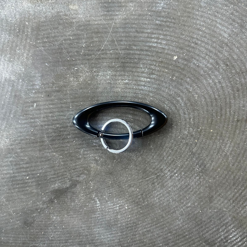 Oakley Essential Icon Carabiner Unisex Keychain 3.6in Black - Japan Exclusive