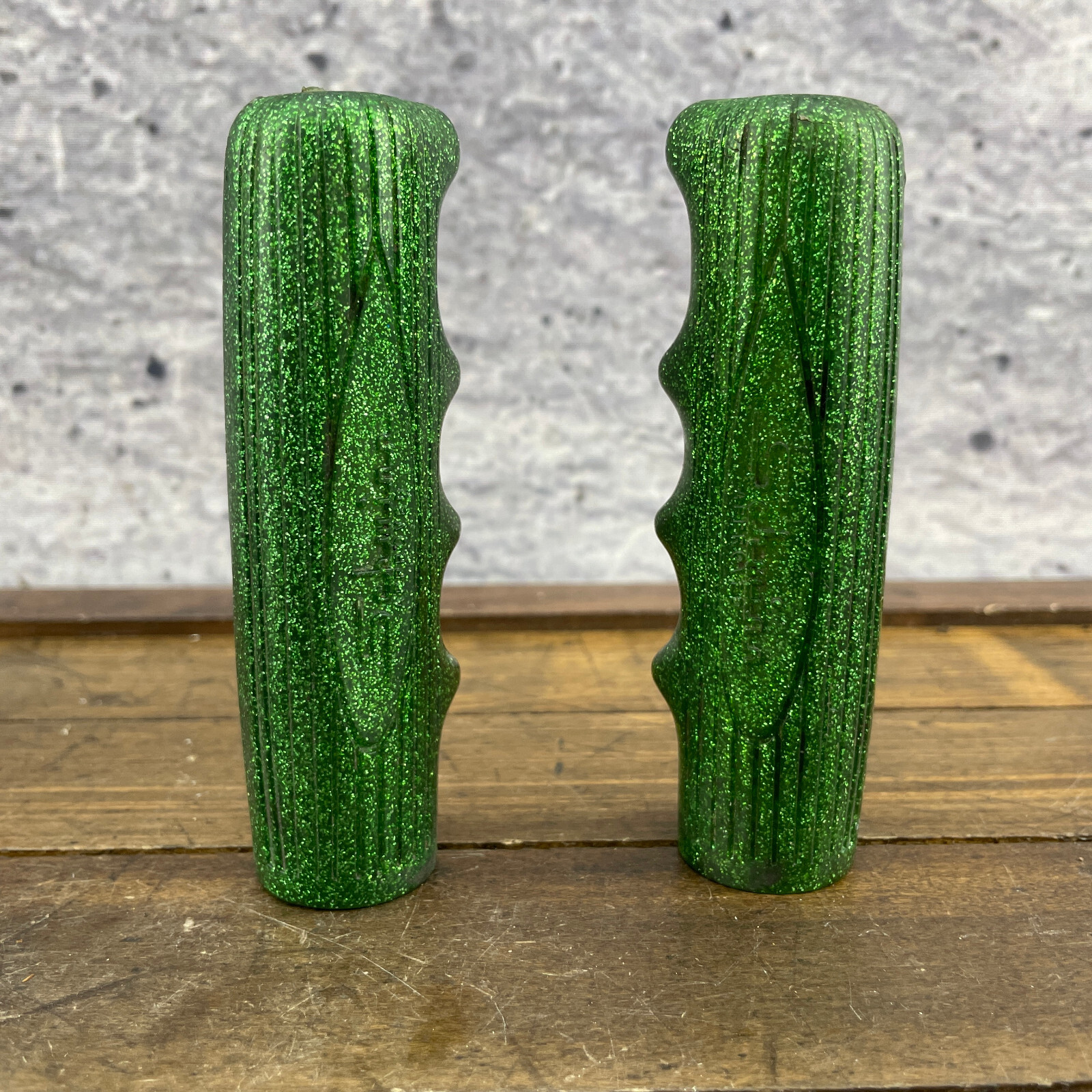 ROTTEN GRIFFTY 腕章 Vintage Schwinn Approved Grips Glitter Green Sparkle