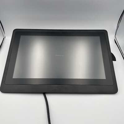 Wacom Cintiq 16 15.6'' drawing tablet with HD Screen,{{No Cables}}