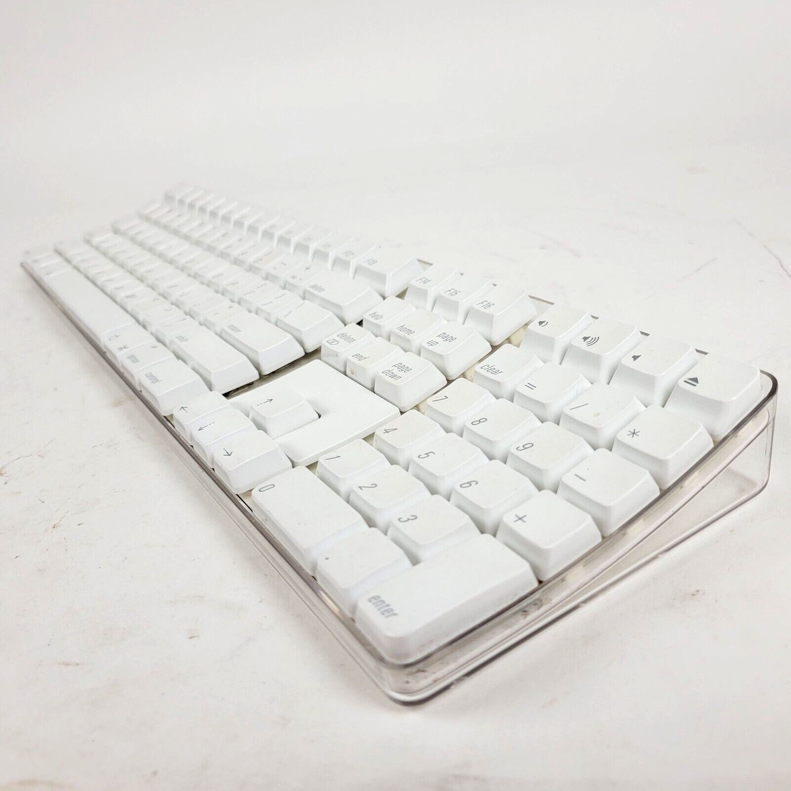 Apple Mac Genuine Model A1016 Wireless Keyboard  TESTED/WORKING