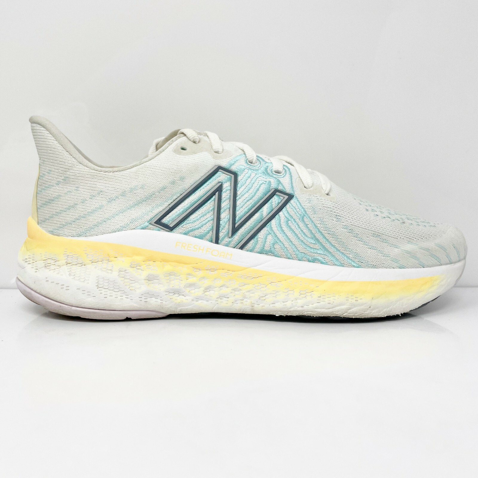 

Женские кроссовки New Balance FF X Vongo V5 WVNGOWM5 белые кроссовки размер 7,5 B, Белый, Fresh Foam X Vongo V5