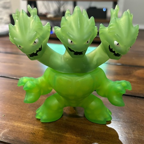 【レア】Draymond Green フィギュア（2015) Heroes of Goo Jit Zu Ultra Rare HYDRA by Moose Figure Green
