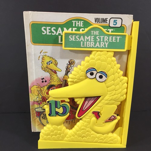 Lot of 8 Sesame Street Book Club Library Treasury Books w/Big Bird Book End Case