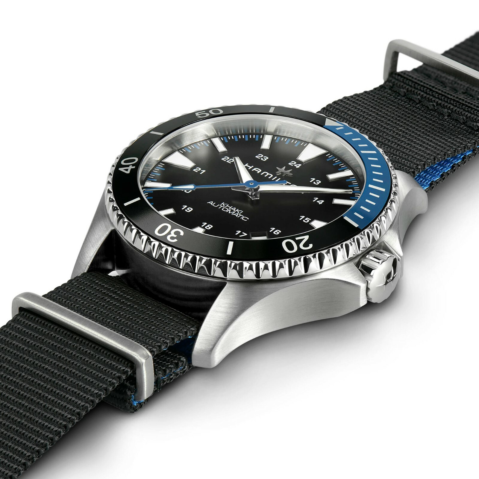 Pre-owned Hamilton H82315931 Khaki Scuba Automatic Black Dial Batman Bezel Men's Watch