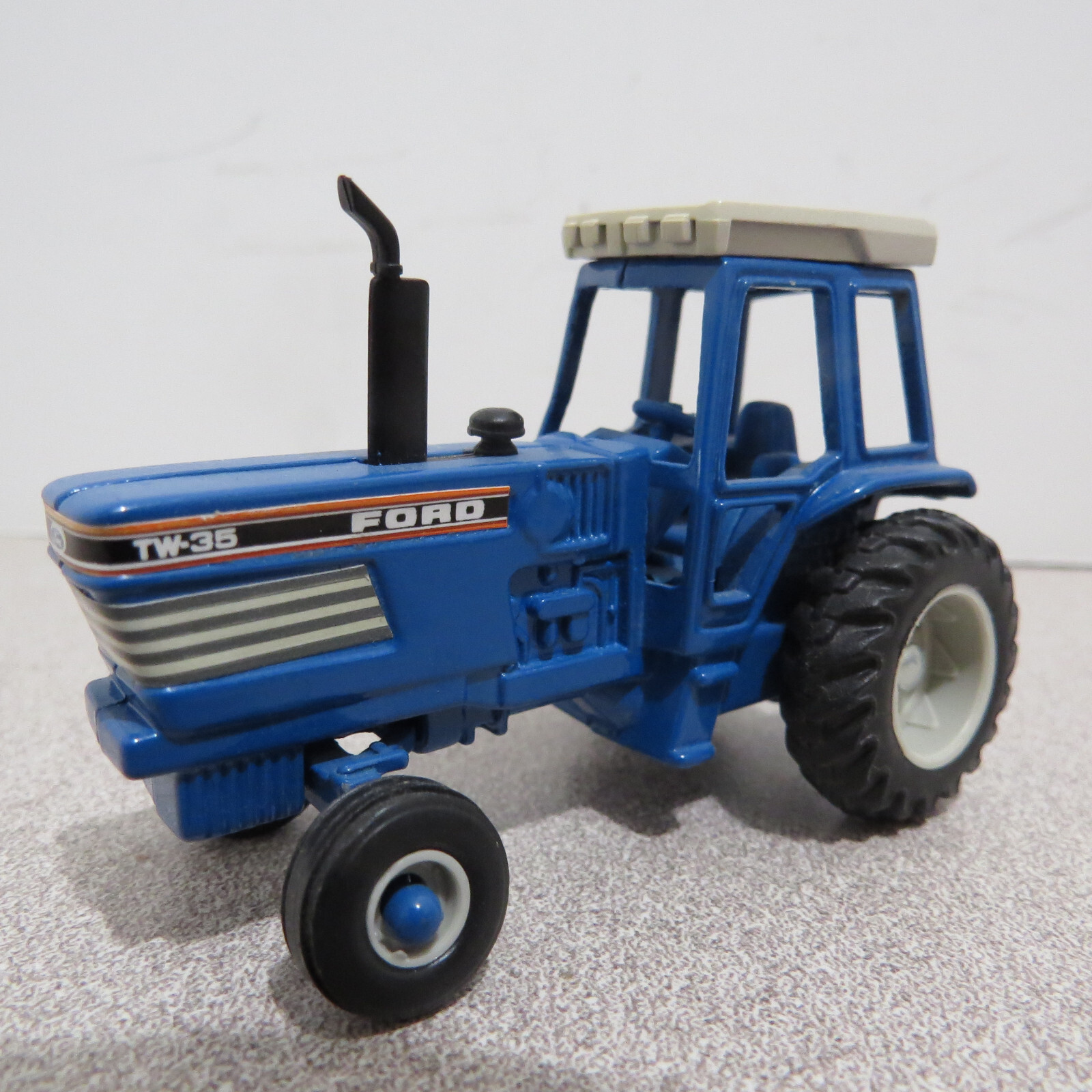 【アメリカン雑貨】ERTL FORD 61qJD9SjObL._UF350,350_QL80_.jpg
