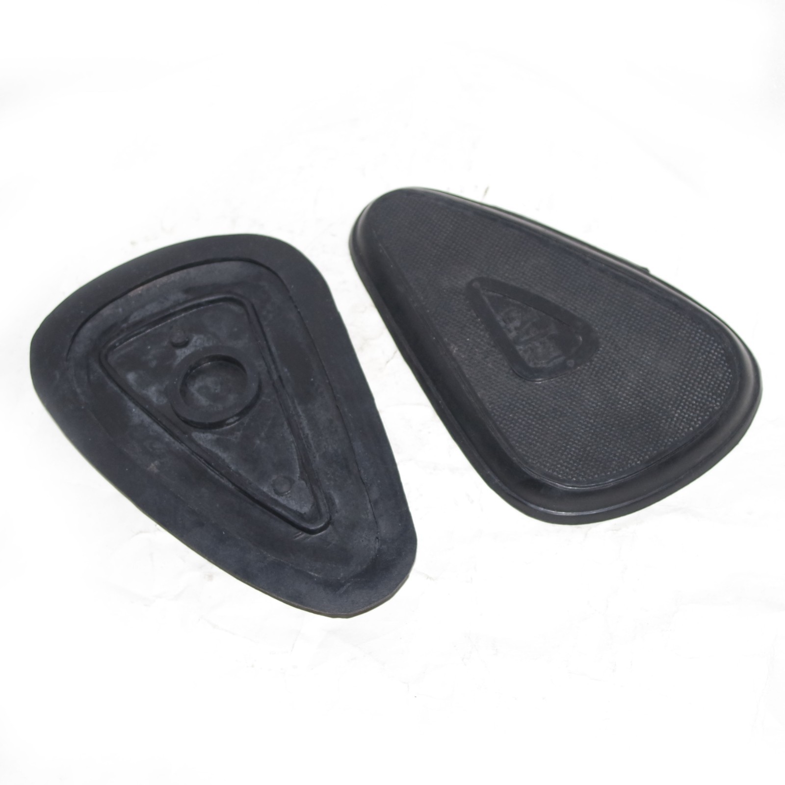 AJS Model 16 18 20 30 31 Petrol Fuel Tank Knee Pad Grip Set Rubber 1937-56 