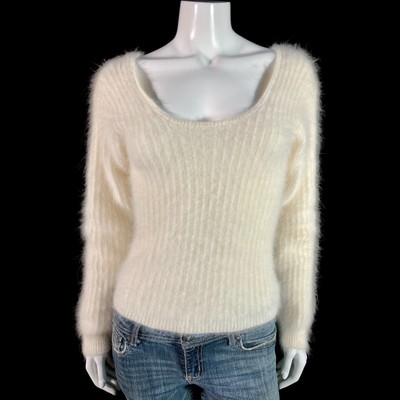 70% Angora Fuzzy Vintage MODA INTERNATIONAL Ivory Scoop Neck Sweater 32 in bust