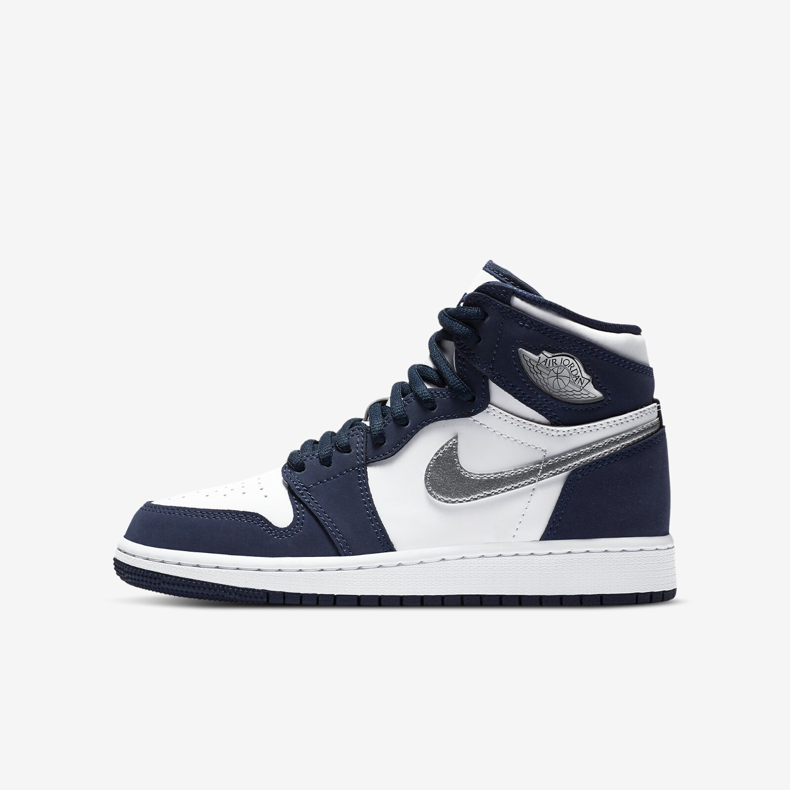 

Кроссовки Nike Air Jordan 1 Retro High OG CO.JP Midnight Navy GS 575441-141, White/metallic silver-midnight navy, Air Jordan 1