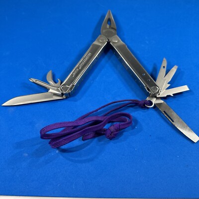 Leatherman Bond Multi-Tool Knife Plier GREAT CONDITION  With Lanyard ￼(5