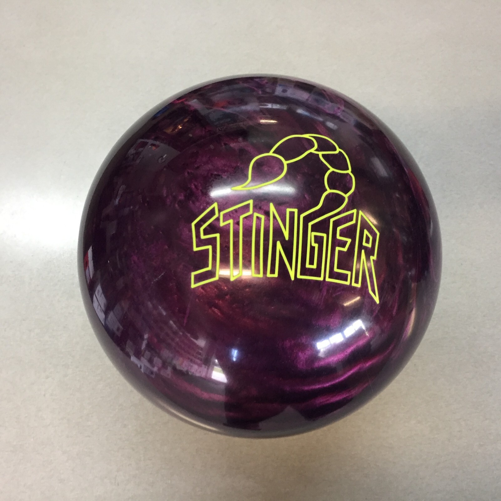 Ebonite Stinger Pearl BOWLING BALL  10 lb.   NIB  #176