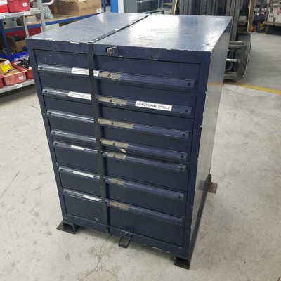Unknown Brand Tool Cabinet, 7 Drawer, 39-1/2'' Cabinet Height, 28-1/4'' W, 28'' D