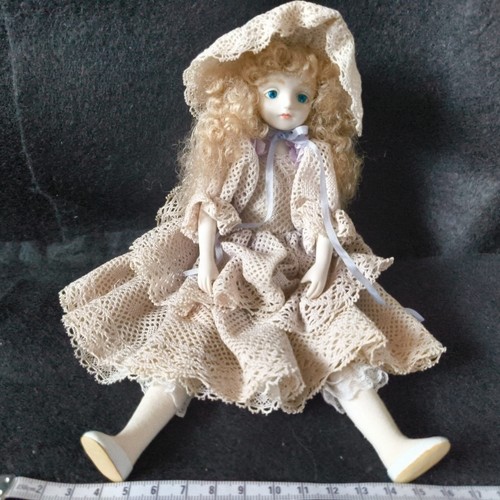 Vintage Japanese Doll 水彩 Exclusive Large Vintage Creative Kokeshi By Watanabe Masao