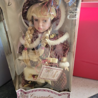 Cassandra Visconti Cassandra Collection Limited Edition 2005 Porcelain Doll