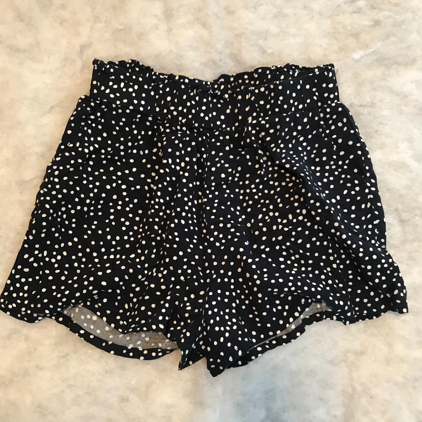 Primark Shorts Sz 4 Navy Blue Polka Dots Lightweight Vacation Comfort  Waistband | eBay