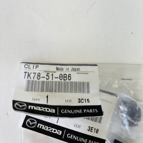 KAKO３枚目 NEW OEM Mazda CX-30 CX-5 Mazda3 MX-30 Lower Molding Clip