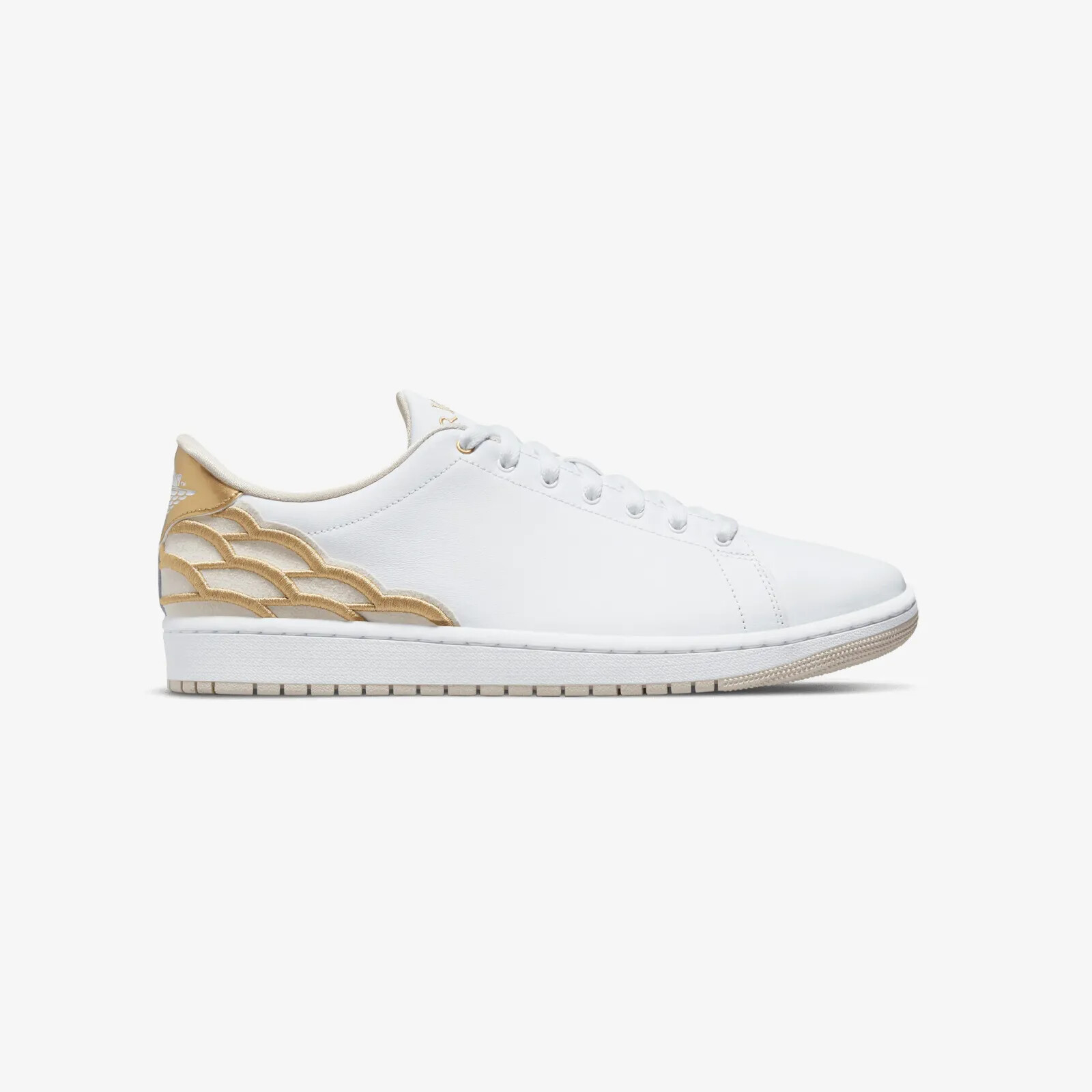 

Обувь Air Jordan 1 Center Court Dq8577-100 WHITE/LT OREWOOD BRN-METALLIC GOLD, Белый, Air Jordan 1 Centre Court Dq8577-100
