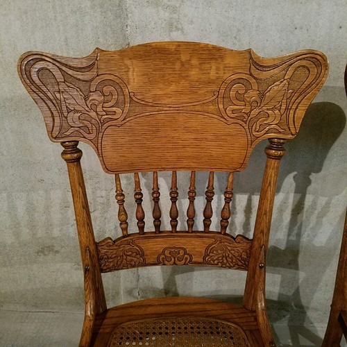 OLD Antique PAIR Quartersawn OAK Pressed Back Art Nouveau Iris Victorian CHAIRS!