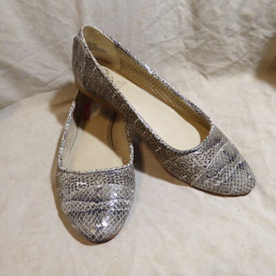   Vince Camuto Lemel Ballet Flats sz 8 M Brown Snakeskin Perf Leather; Cap Toe