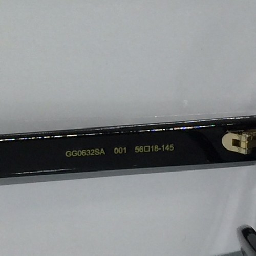 Pre-owned Gucci Gg0632sa 001 Black Plastic Woman Sunglasses