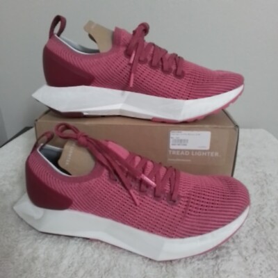 Size 8 Women's Allbirds Tree Flyer Lux Pink (Blizzard)