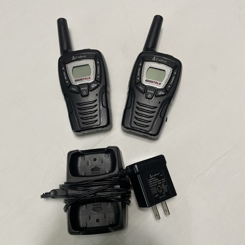 Cobra Microtalk Walkie Talkie 2 CXT395 22 Channel 125 Privacy Codes. Pre-Owned.