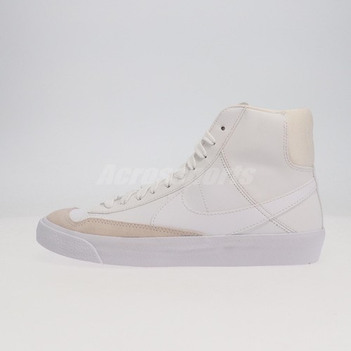

Nike Blazer Mid 77 SE D GS BOTH FOOT DSCOLORATION Kids Youth US5.5Y DH8640-102, Белый, Blazer Mid 77 Se D Gs