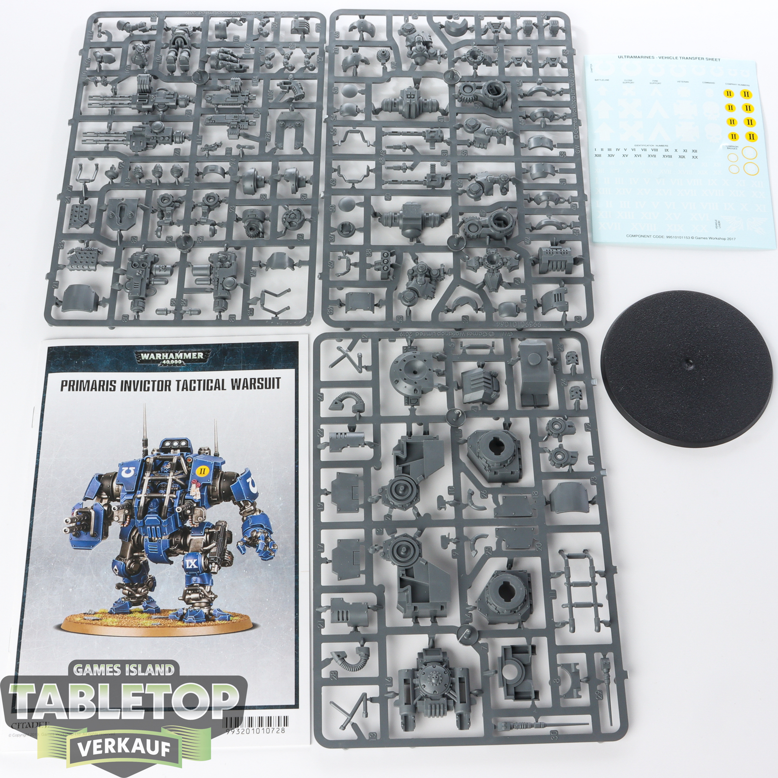 Space Marines - Primaris Invictor Tactical Warsuit - im Gussrahmen