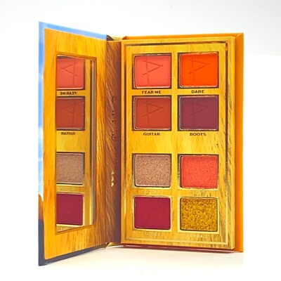 I Heart Revolution x Shrek Puss In Boots 8 Pan Eyeshadow Palette