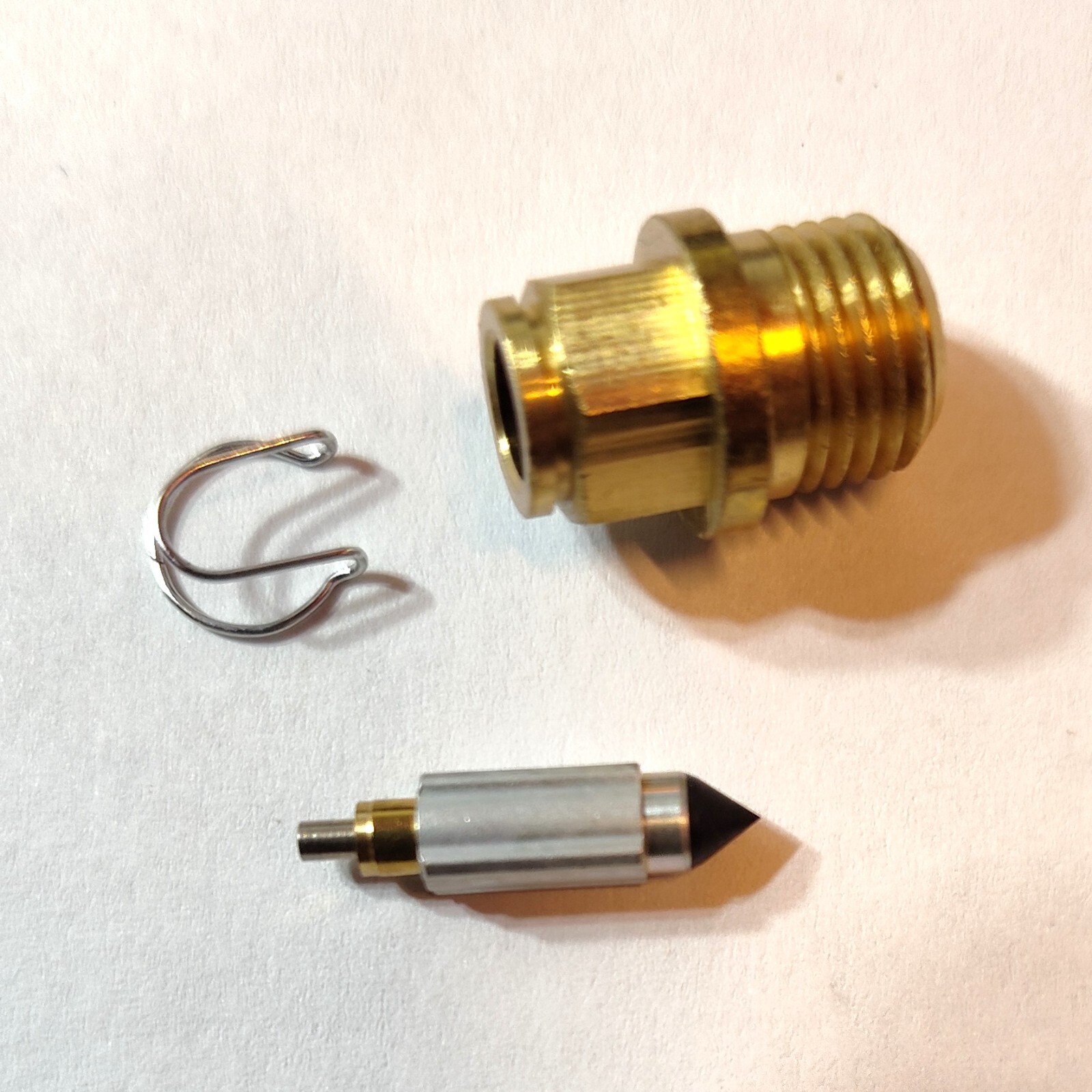 MIKUNI ROUND SLIDE CARBURETOR 1.5 NEEDLE VALVE SEAT SKIDOO