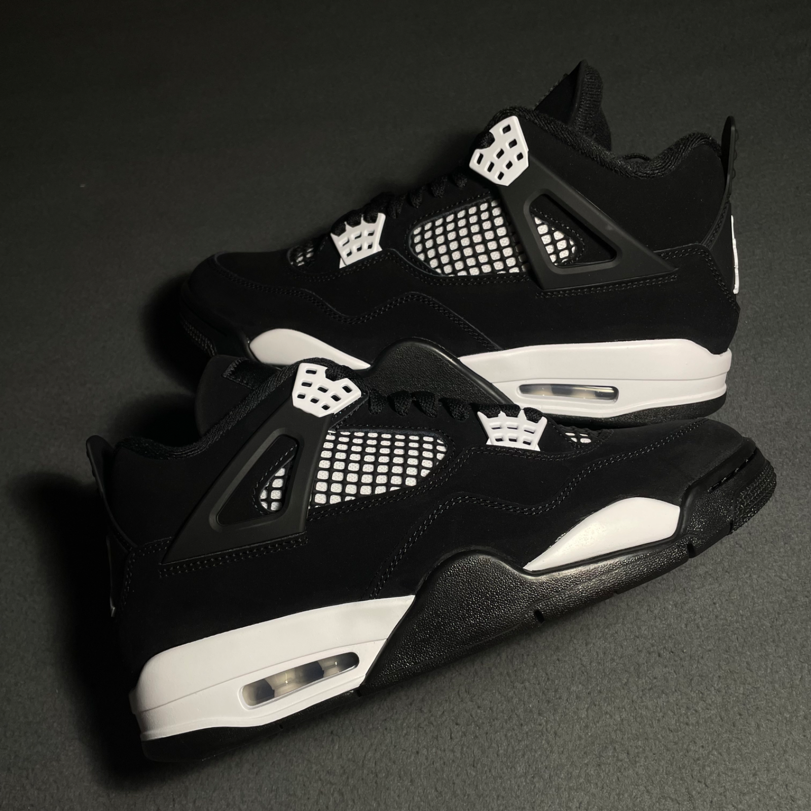 NIKE NIKE JORDAN 4 RETRO WHITE THUNDER BLACK MEN & GS / WOMEN SIZES FAST SHIPPING