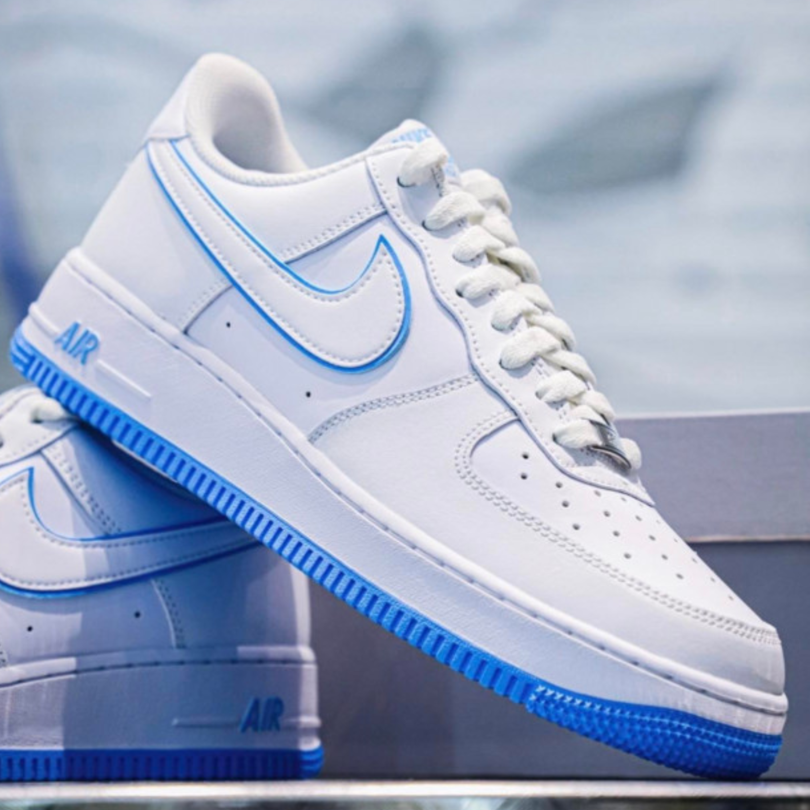 air force 1 07 uv trainers lx white univ blue black white white