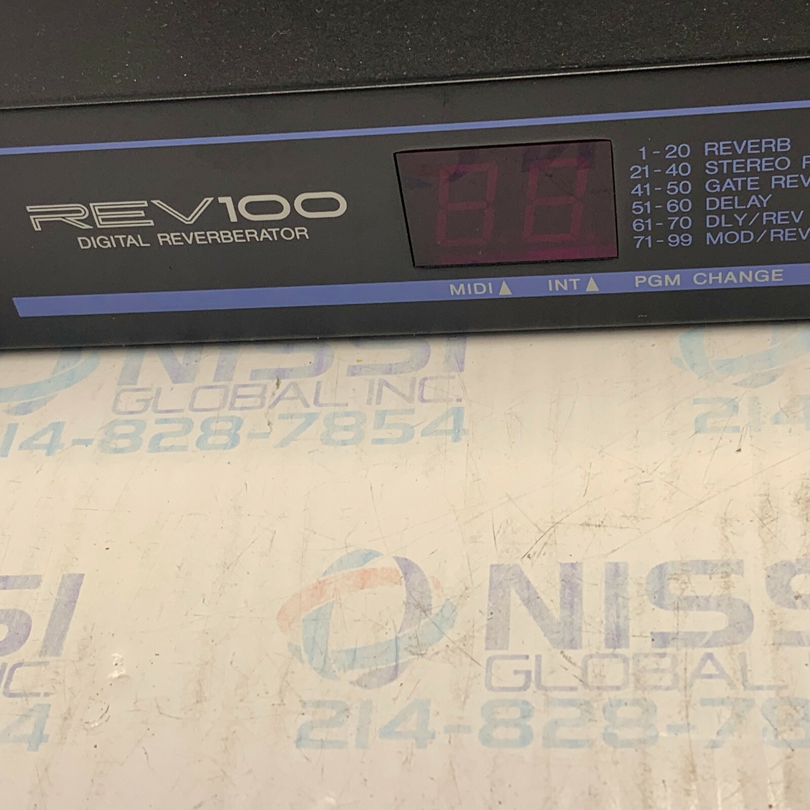 Yamaha REV100 Digital Reverberator Rack Mount Reverb