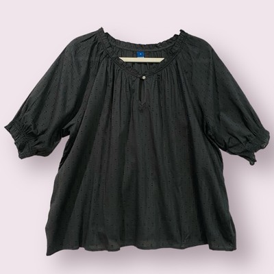 Old Navy Short Sleeve Woven Top Size Medium Gray Clip Dot Pleated Lightweight