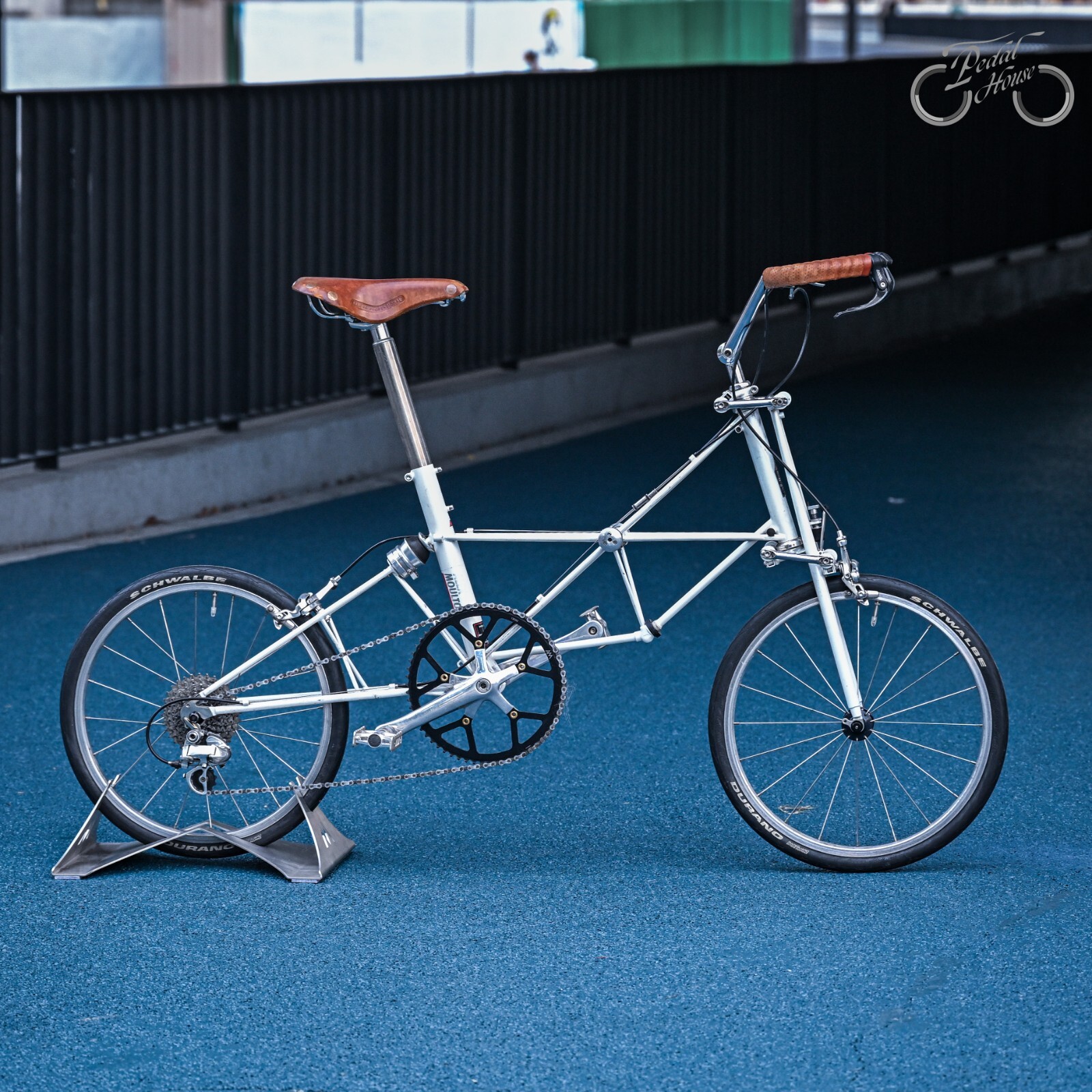 【新品】PORTER / MOULTON BICYCLE x PORTER 新品】PORTER / MOULTON BICYCLE x PORTER - メルカリ