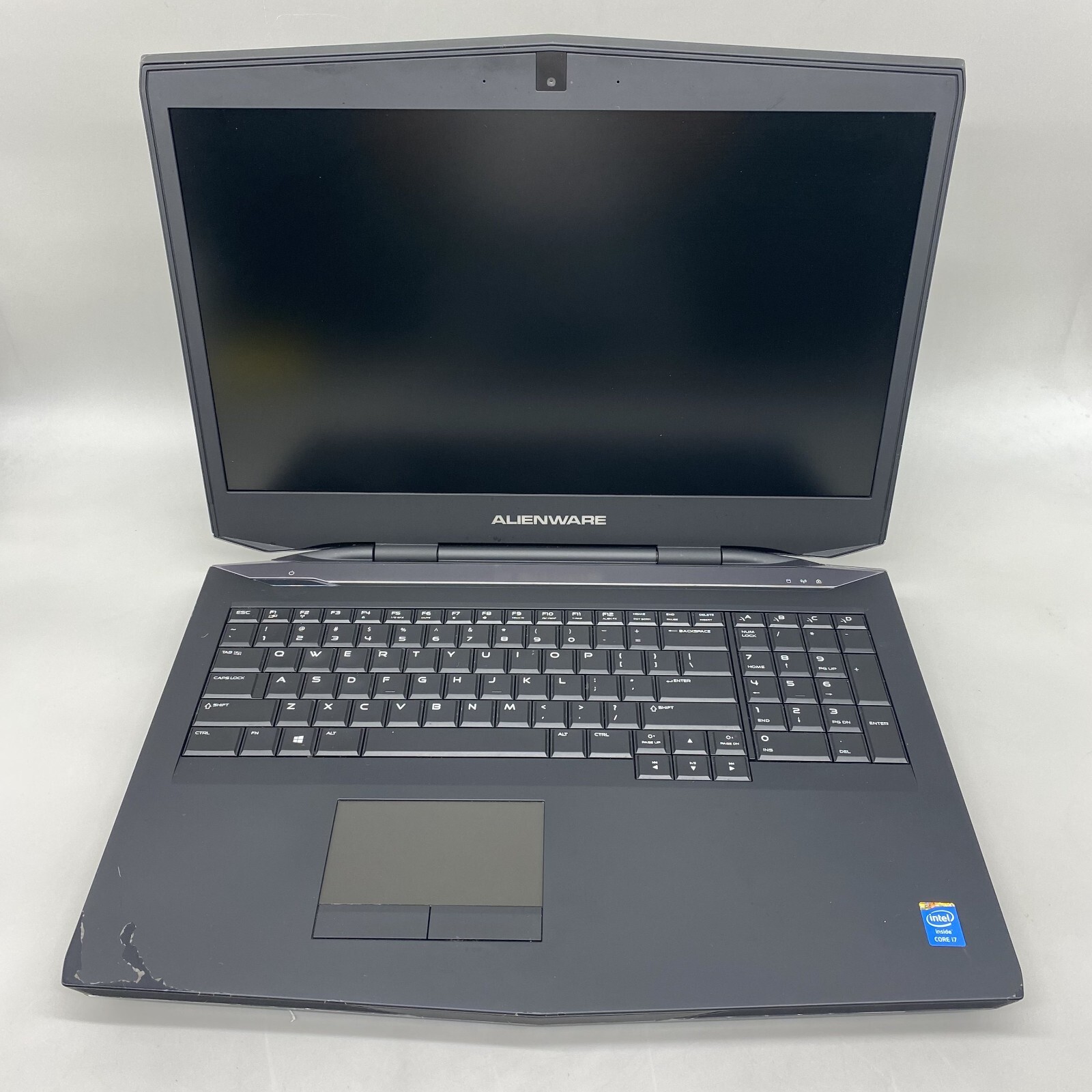 Alienware 17 P18E i7-4710MQ GTX 860M 8GB RAM 256GB SSD