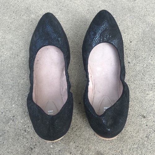 Bloch 37 Ballet Flats Pointy Toe Black Metallic Snakeprint 6.5