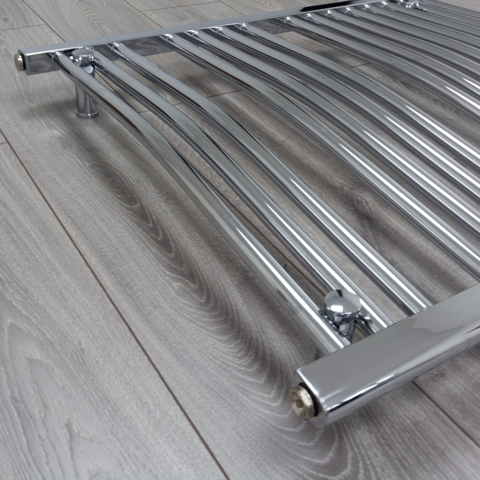 750mm Wide Chrome Ladder Heated Towel Rail Radiator Designer Straight
