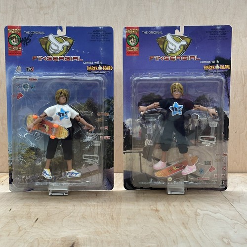 Fingertoy Finger Boy フィギュア スケートボード付き s-l400.jpg