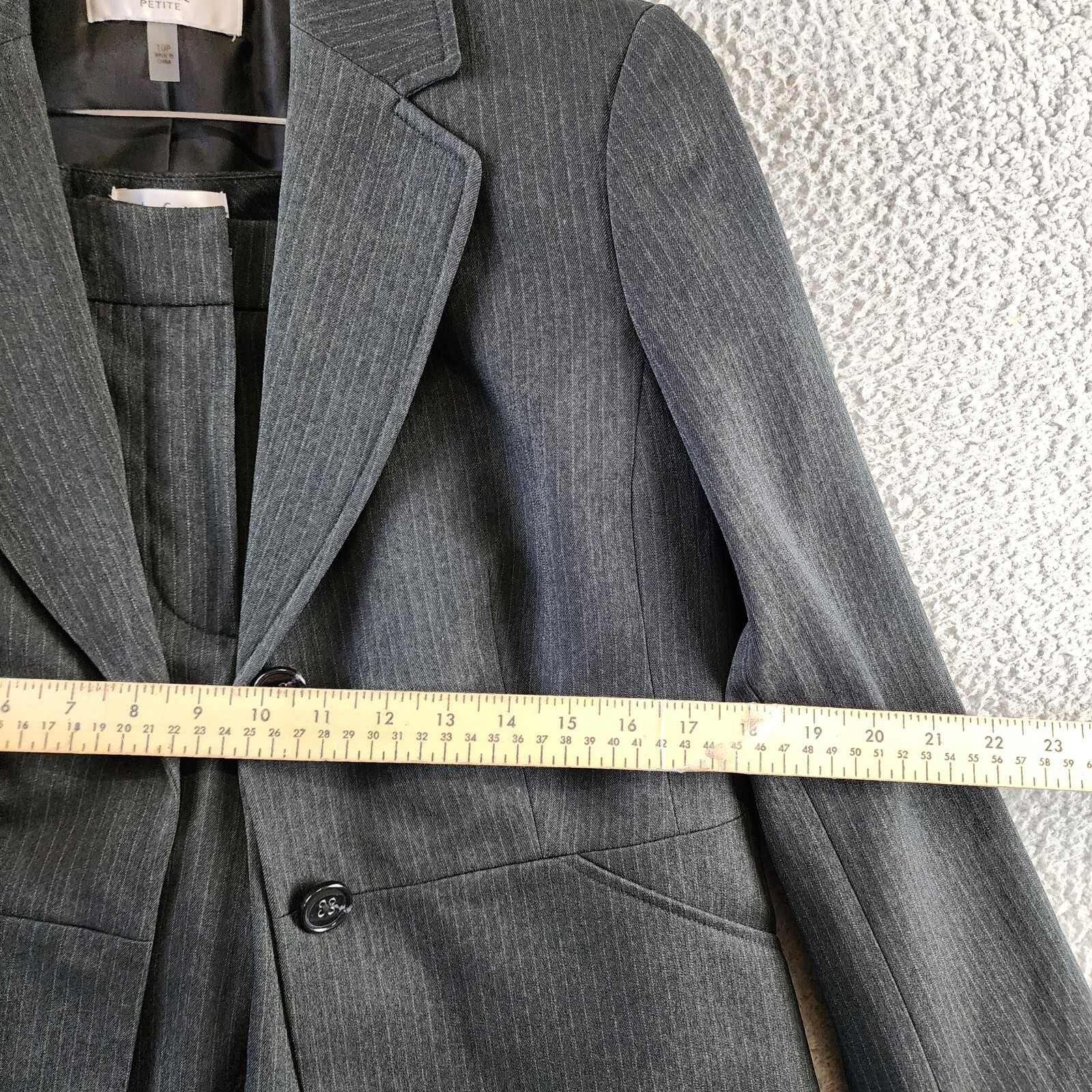 Le Suit Petite Two-Button Pinstriped Pantsuit Women's 10P Black Single Breasted - Picture 8 of 18
