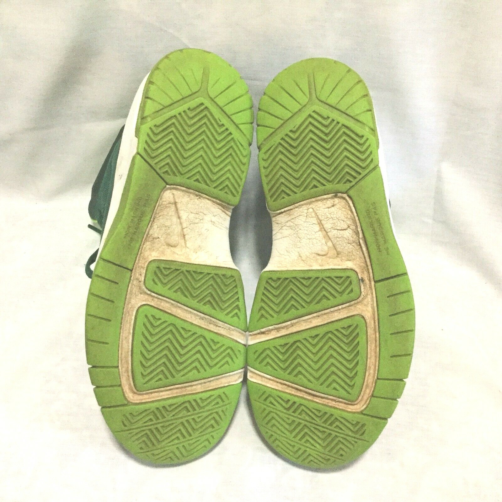 NIKE HYPERQUICKNESS BASKETBALL SHOES / MULTI COLOR ( SIZE 6Y ) YOUTH