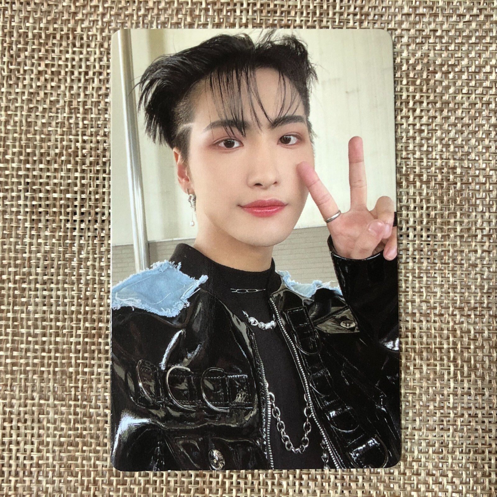 ATEEZ SEONGHWA [THE WORLD EP.1 : MOVEMENT] Official Photocard, Diary Limited /+G