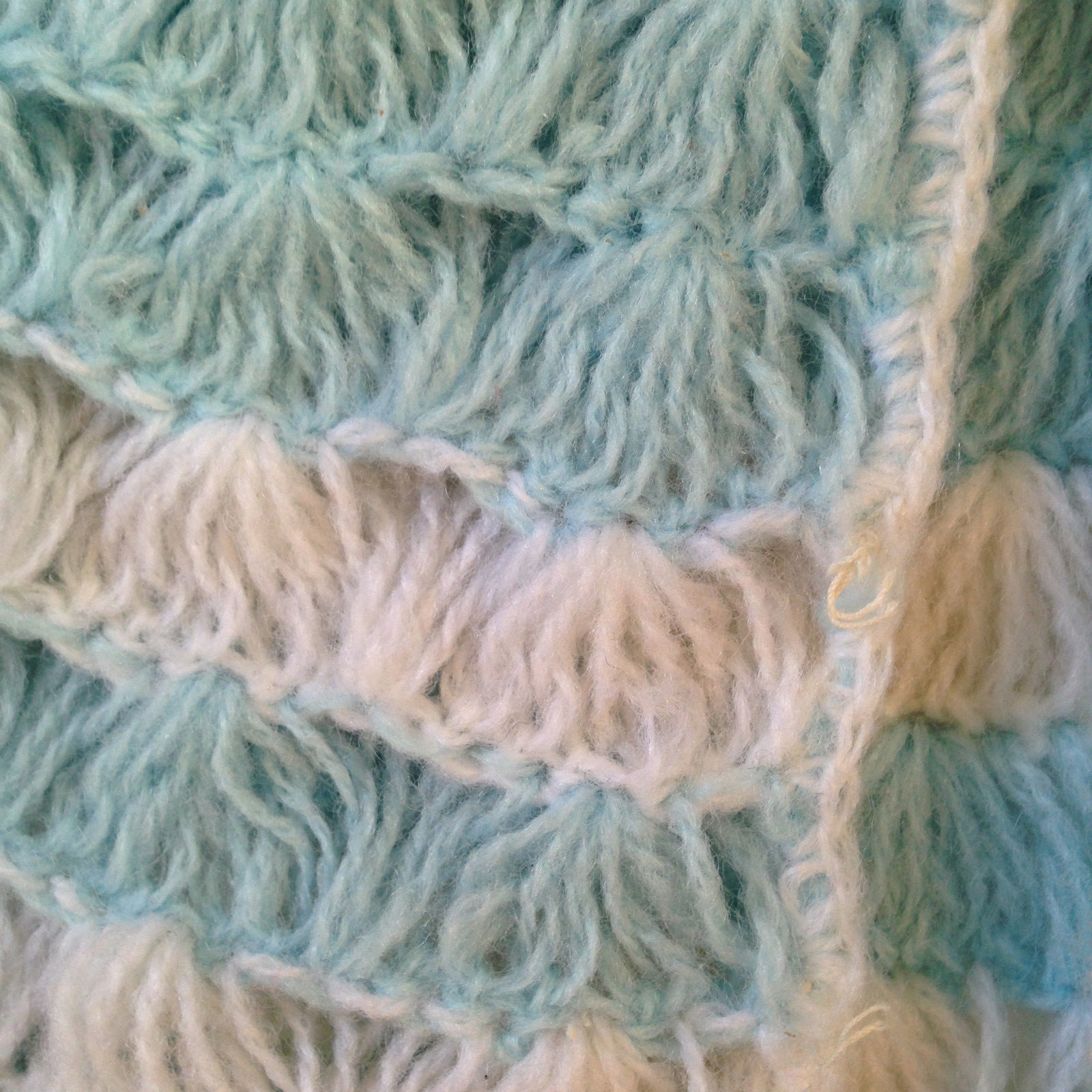 Vintage baby boy size 6-12 mo. hand knitted open sweater and hat white/blue