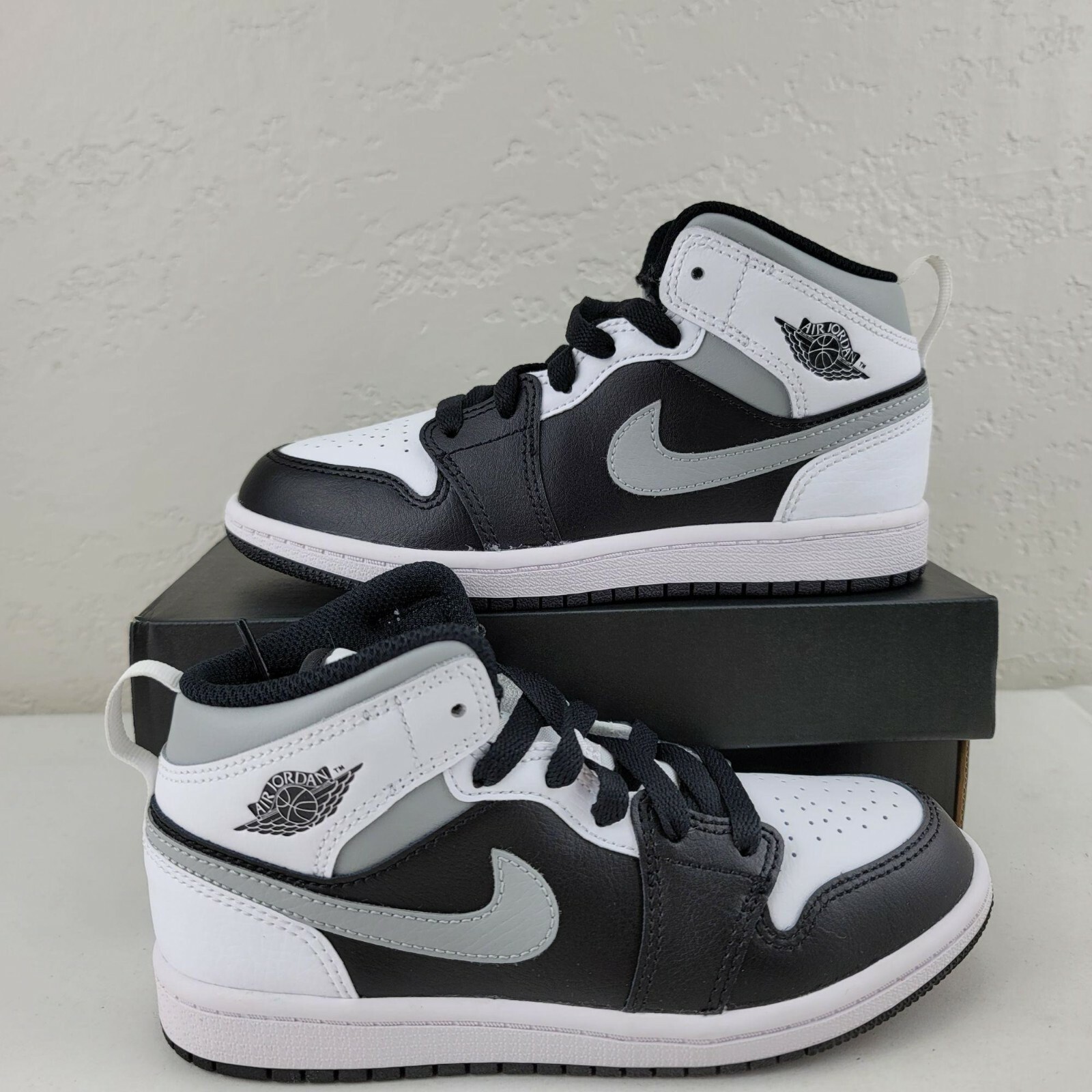 jordan 1 mid boys
