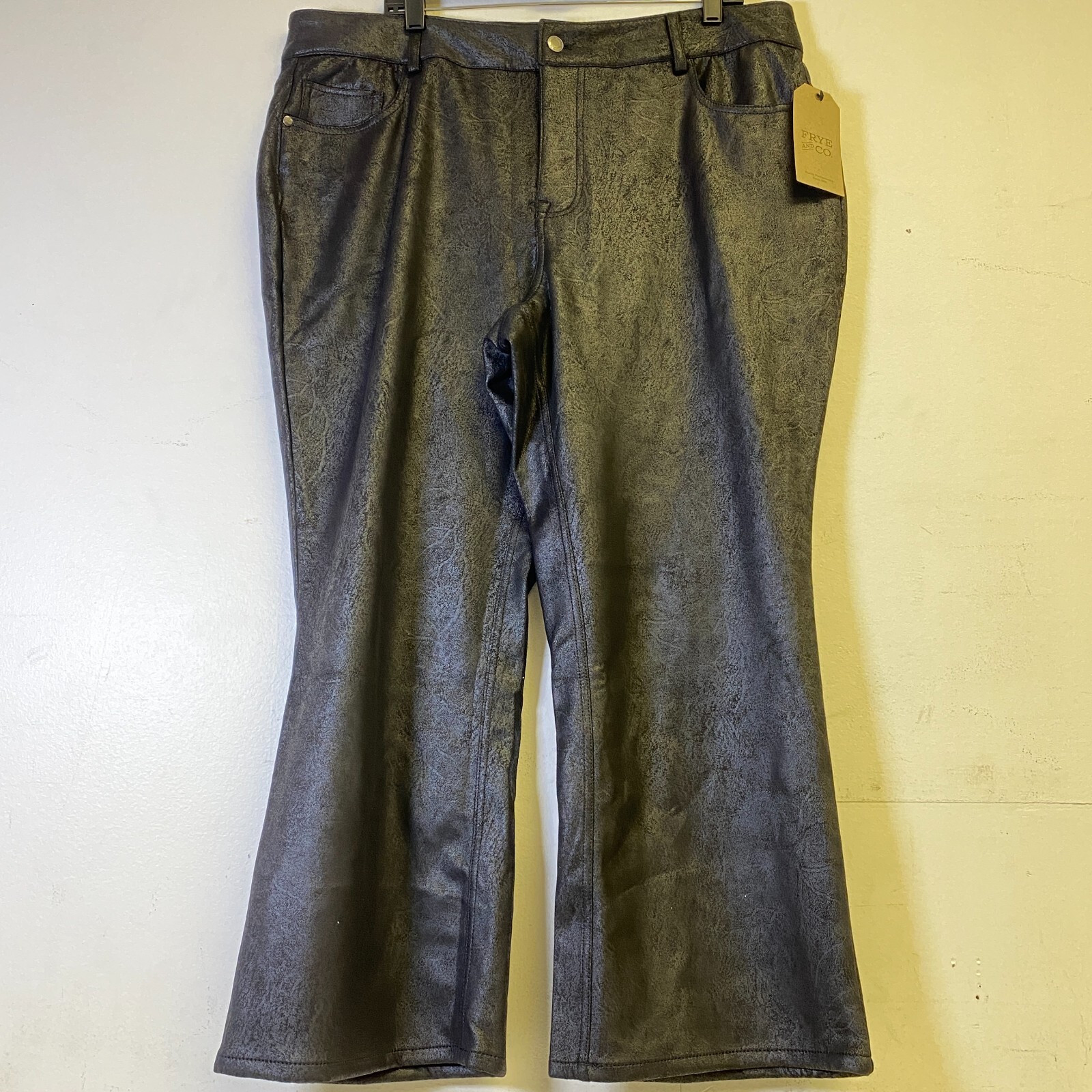 Frye And Co Regular Fit Leather Bootcut Women's Trouser Size 20W Color Black NWT