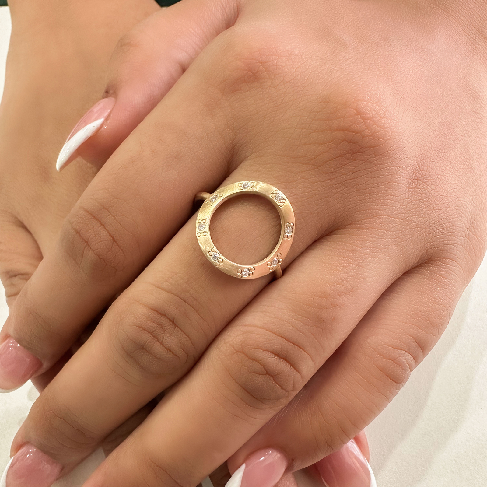 14K Gold 0.08 CT VS/F-G Diamond Open Circle Design Minimal Ring - The Jewelz